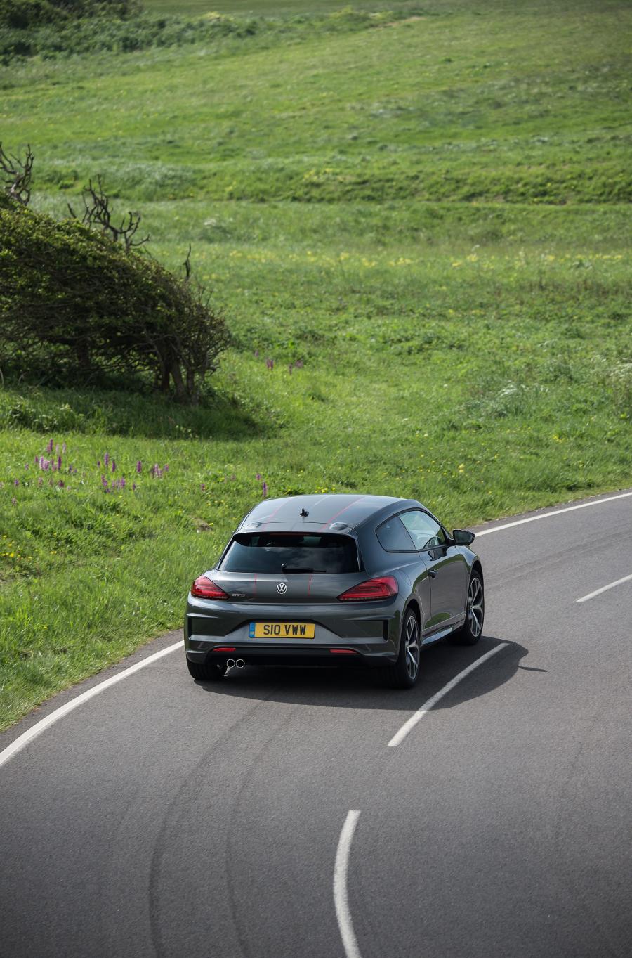  Volkswagen Scirocco GTS 2016 года  (UK) (фото 25 из 29)